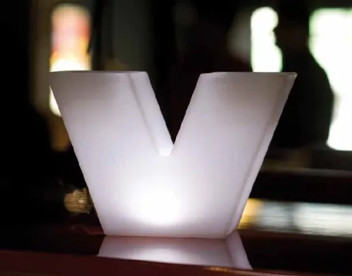 Vondom Blumenkasten UVE EIS LED