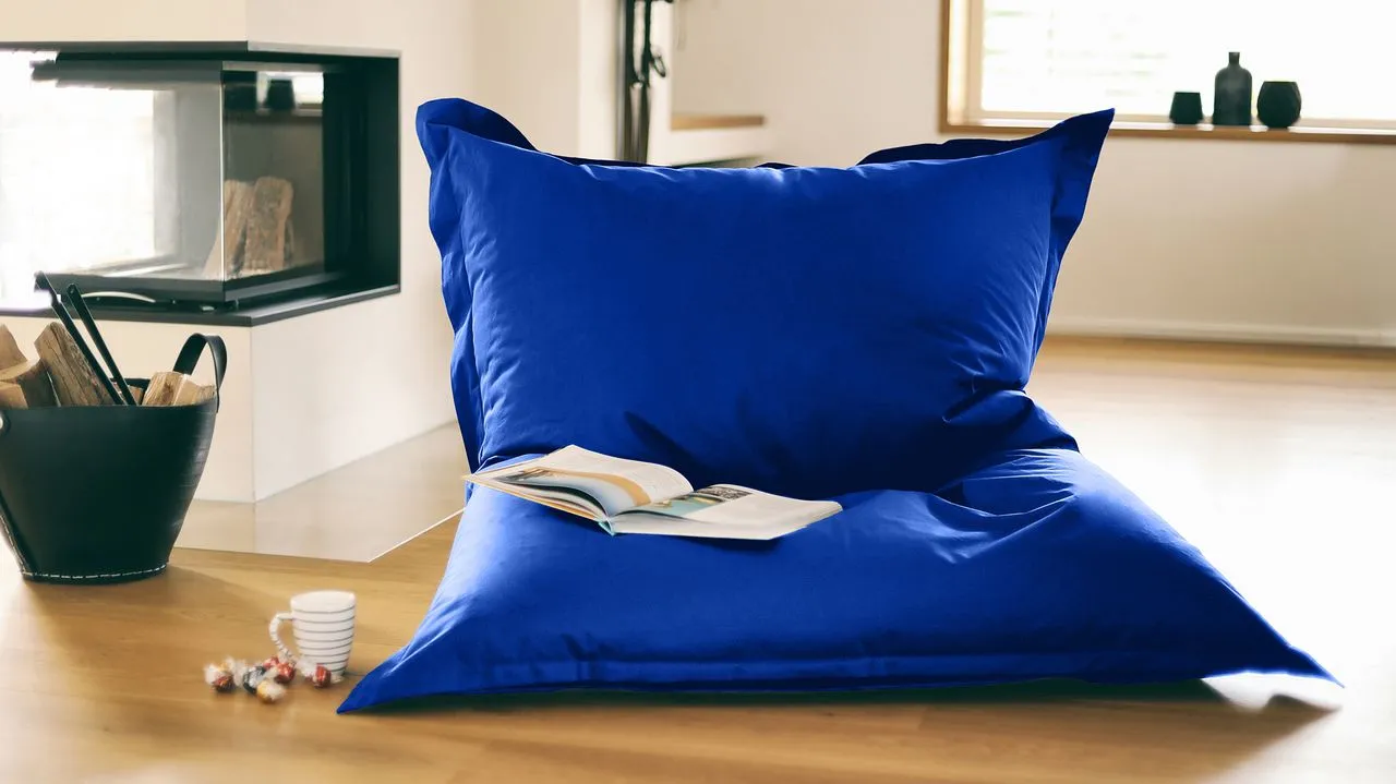 Outdoorfähiger Riesensitzsack ca. 140 x 180 cm, Farbe royalblau