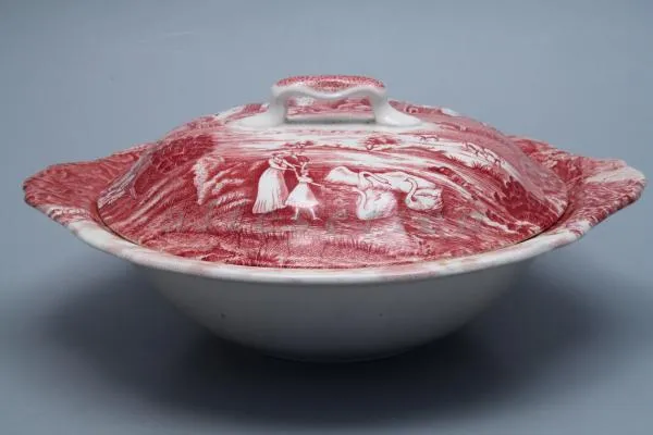 Ragout / Terrine - Johnson Bros Castle Story Rot