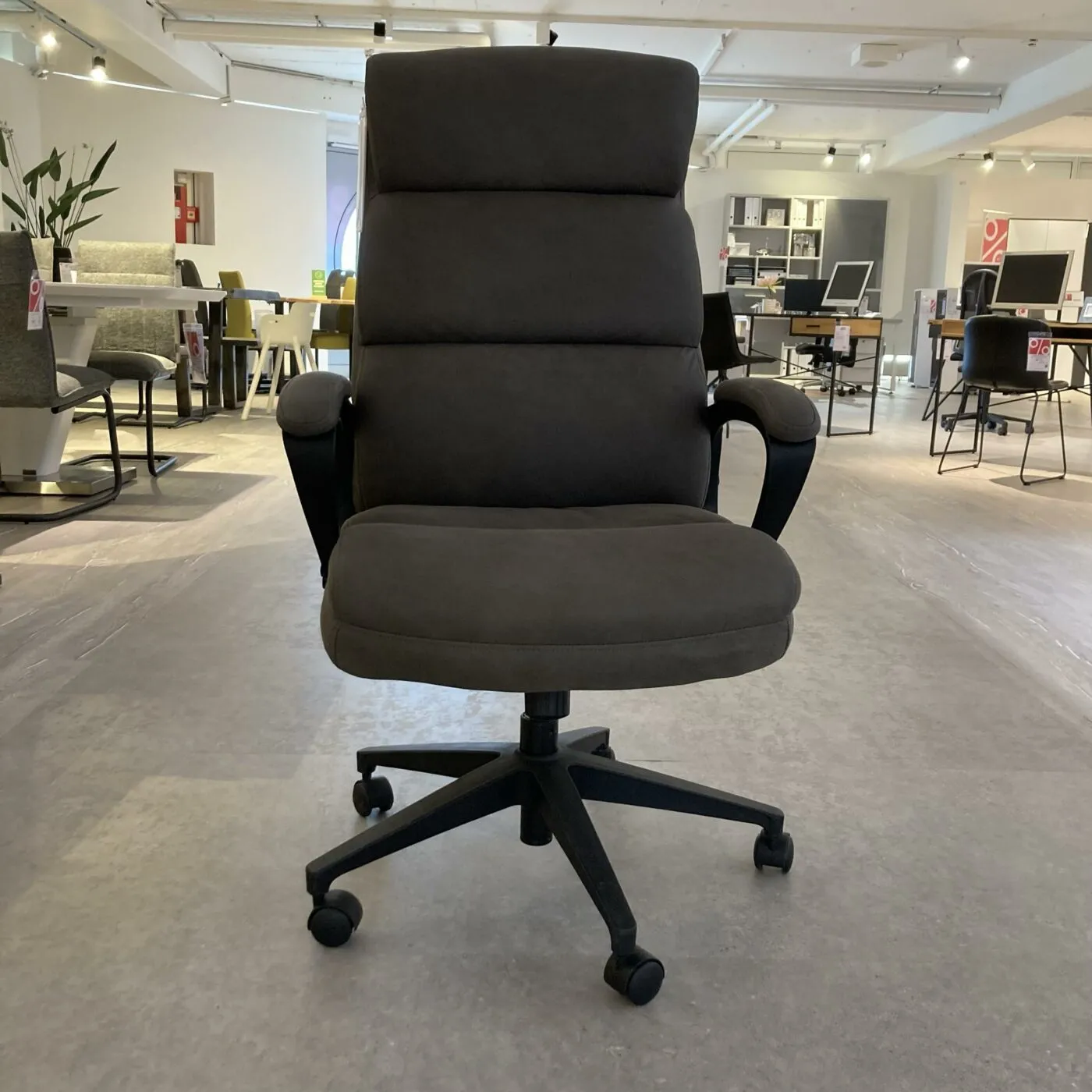 Maco Qbiz Chefsessel Bürostuhl - Abverkauf Lauchringen