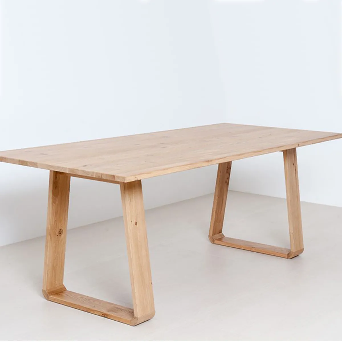 Massivholztisch 'Look' | in Zirbe, Fichte, Eiche, Buche, Nuss | L 160/200 x B 90 x H 76 cm | Made in Südtirol