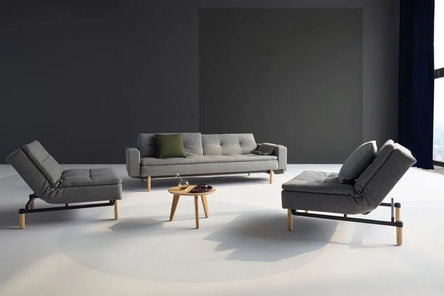 NORDIC Runder mittelgroßer Couchtisch aus Eiche Ø45