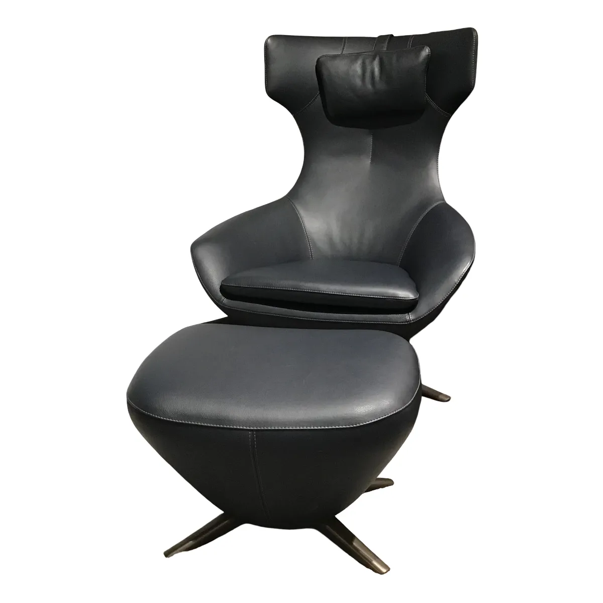 Leolux Caruzzo Sessel + Hocker + Kopfkissen - Abverkauf Weil am Rhein