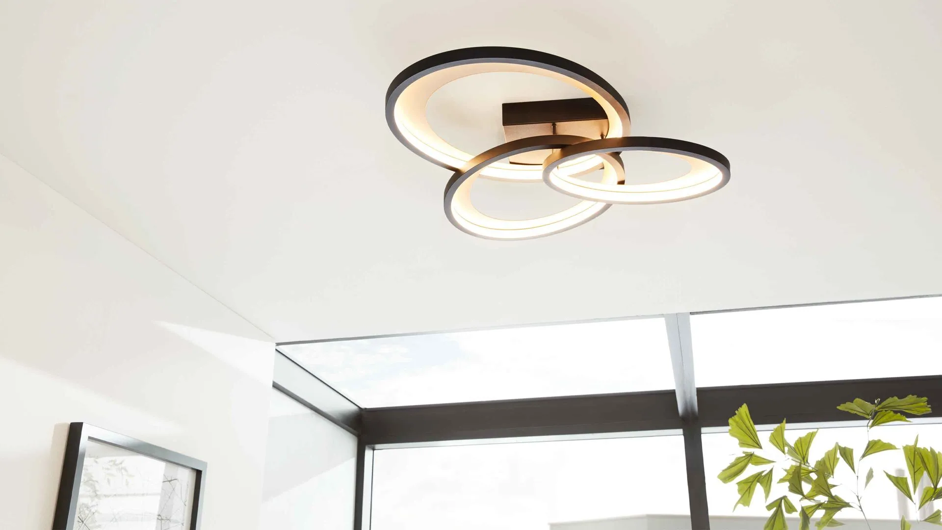 Interliving Leuchten Serie 9337 - Deckenleuchte, Mattschwarz & Gold – ca. 69 x 60 cm