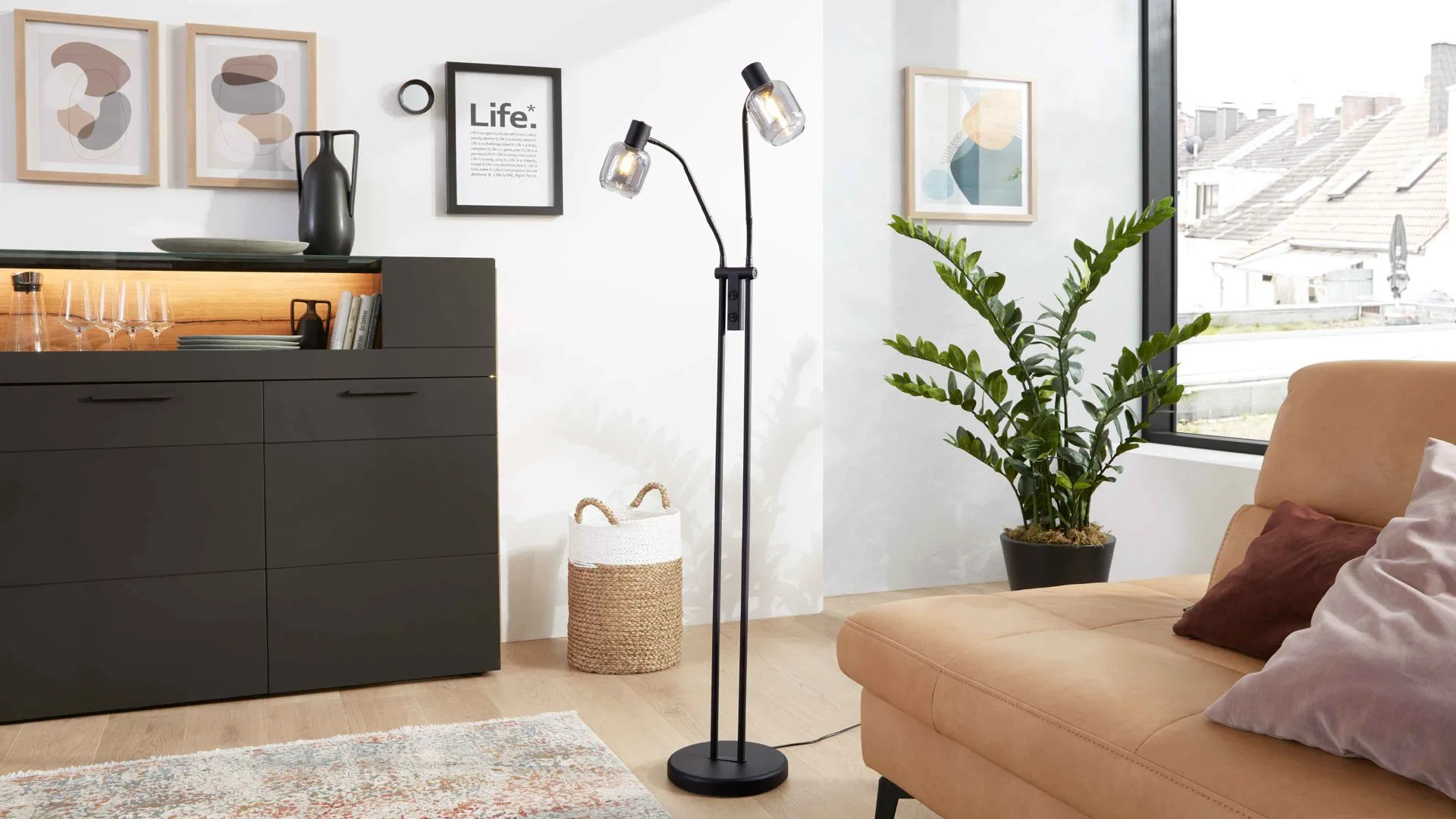 Interliving Leuchten Serie 9341 - Stehleuchte, Rauchglas & Mattschwarz – Höhe ca. 148 cm