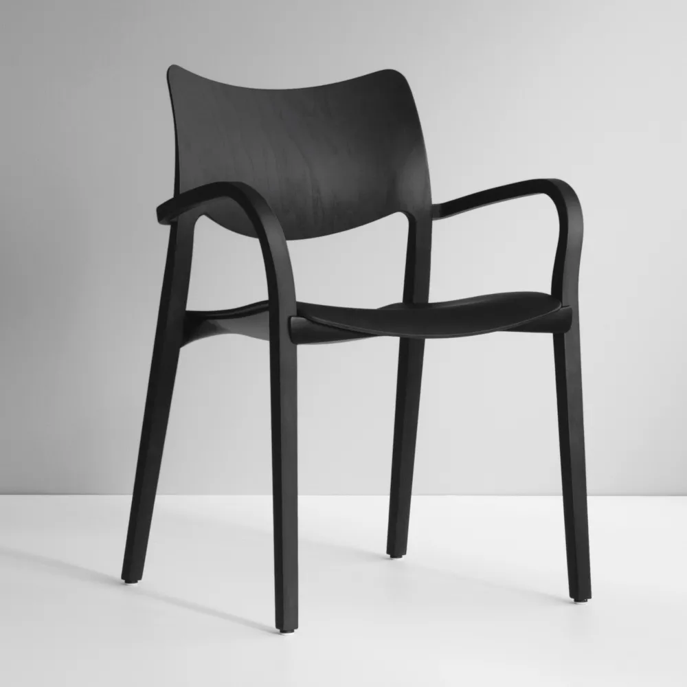 STUA Armlehnstuhl - stapelbar "Laclasica" Esche