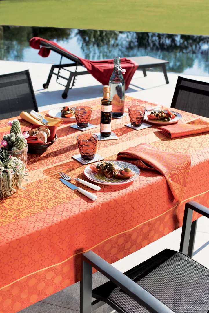 Garnier Thiebaut Tischdecke MILLE BASTIDES GARANCE