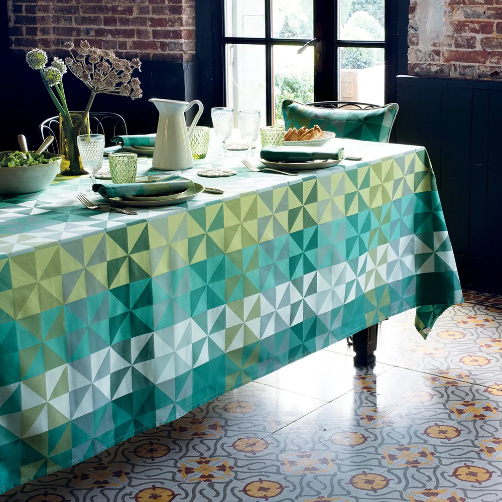 Garnier Thiebaut Tischdecke ENDUIT MILLE QUARTZ EMERAUDE