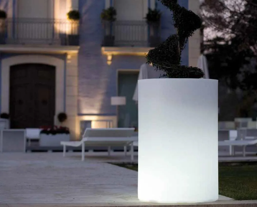 Vondom Pflanzkübel ZYLINDER HIGH LED RGBW