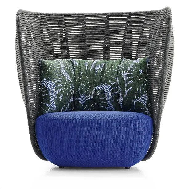 Sessel Bay mit hohem Rücken by B&B Italia