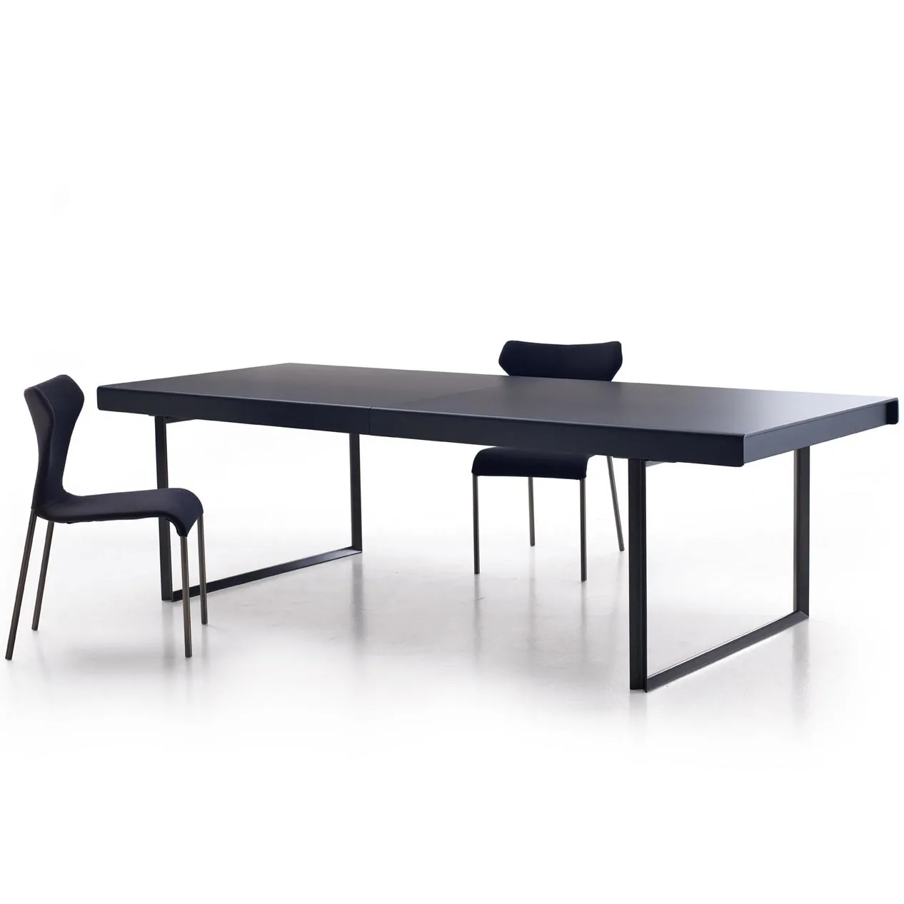 Tisch Athos 12 von B&B Italia