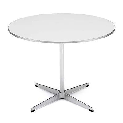 Tisch A623 von Fritz Hansen