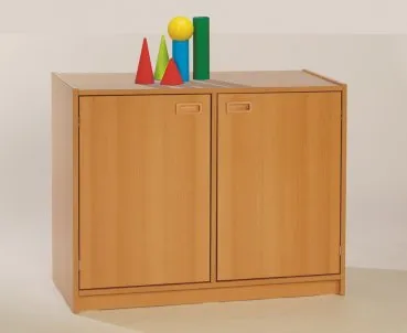 Kindergarten Schrank mit Türen