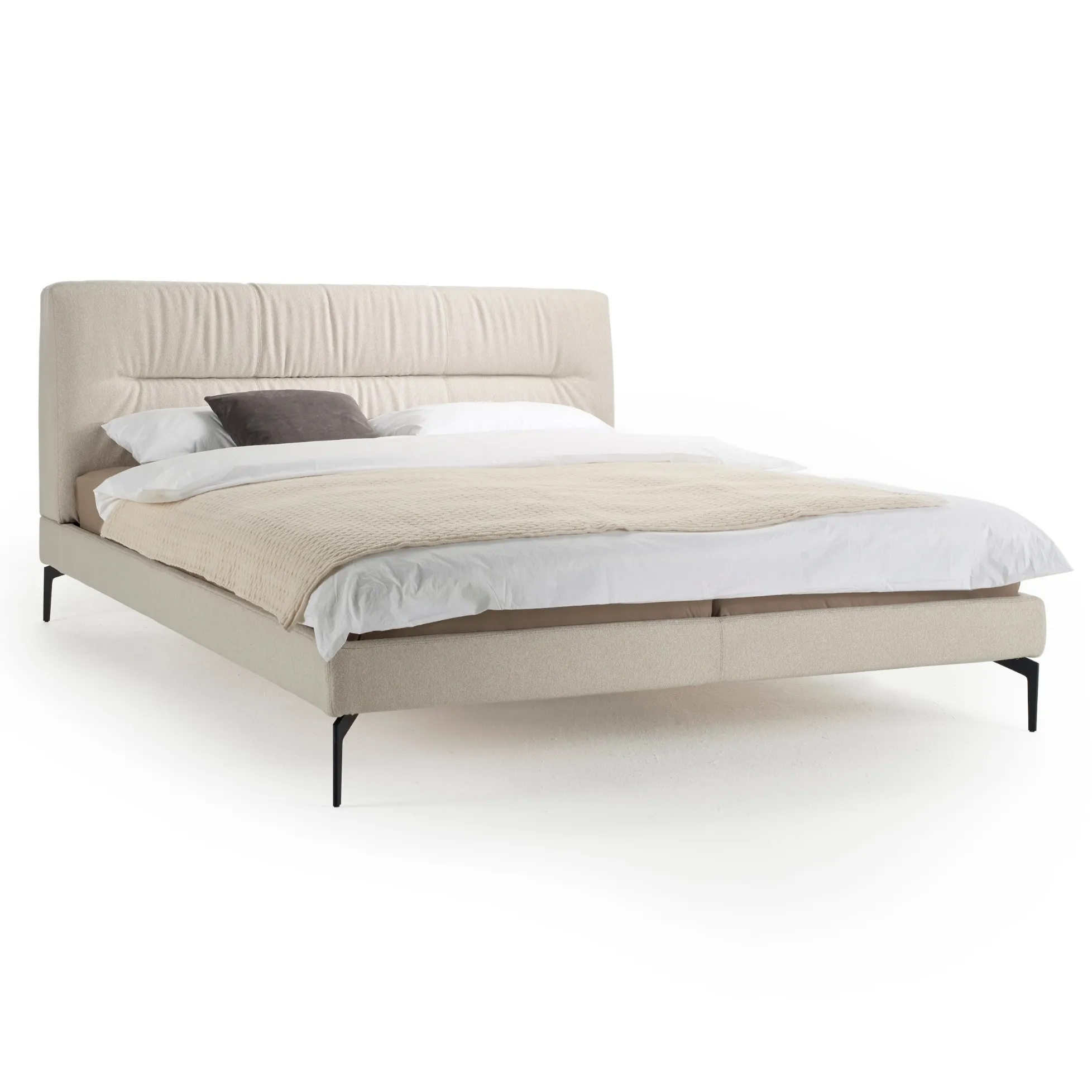 Bett Groove von Möller Design