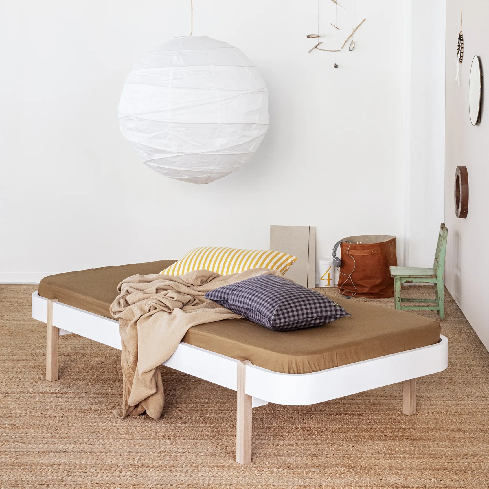 Wood Lounger Bett von Oliver Furniture