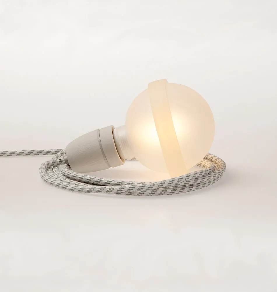 Raumgestalt Hängeleuchte "Lampa"